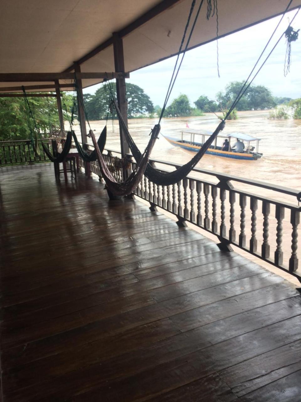 Riverside Bungalow Hotel Ban Dondét Exterior foto